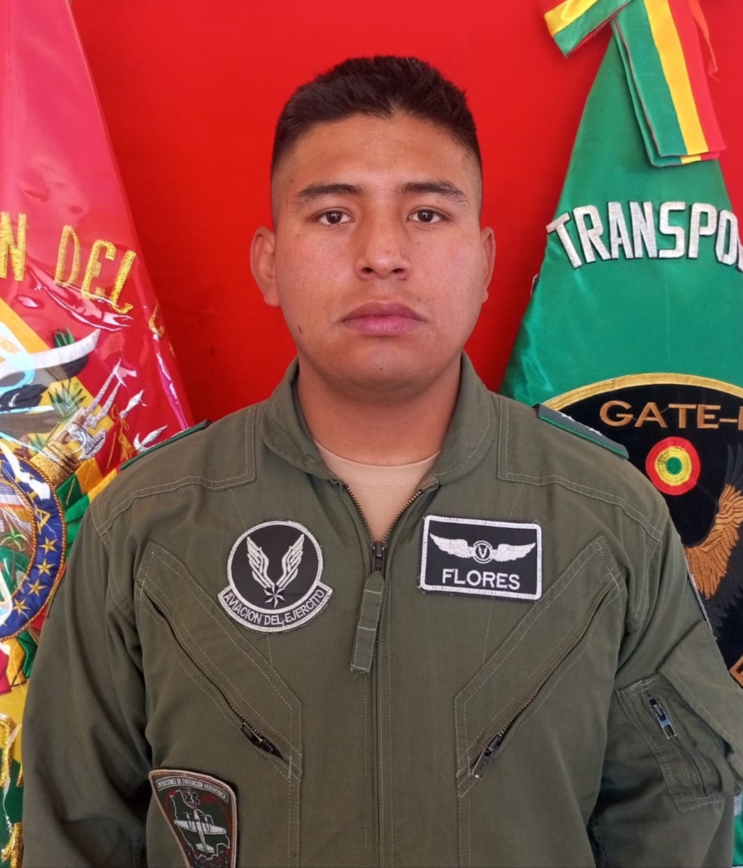 TTE. CAB. LUIS G. FLORES FLORES